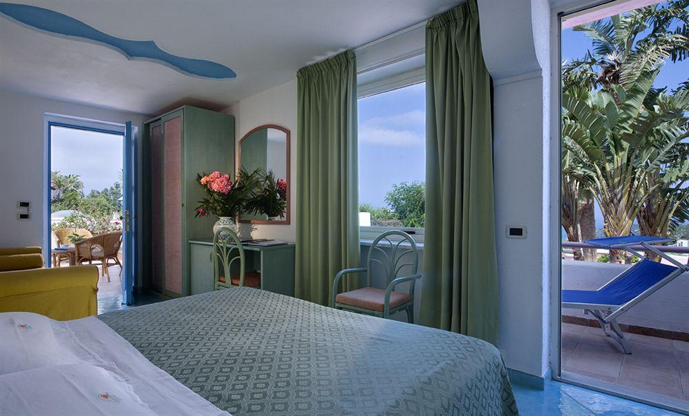 HOTEL CARLO MAGNO 8/37