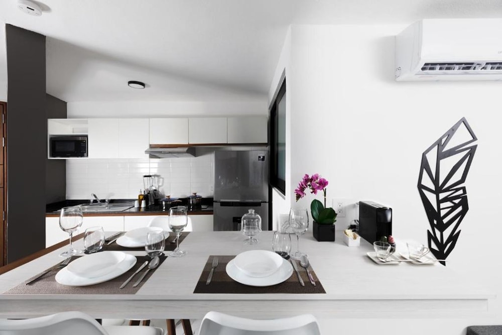 Seven Boutique Apartments 2/55
