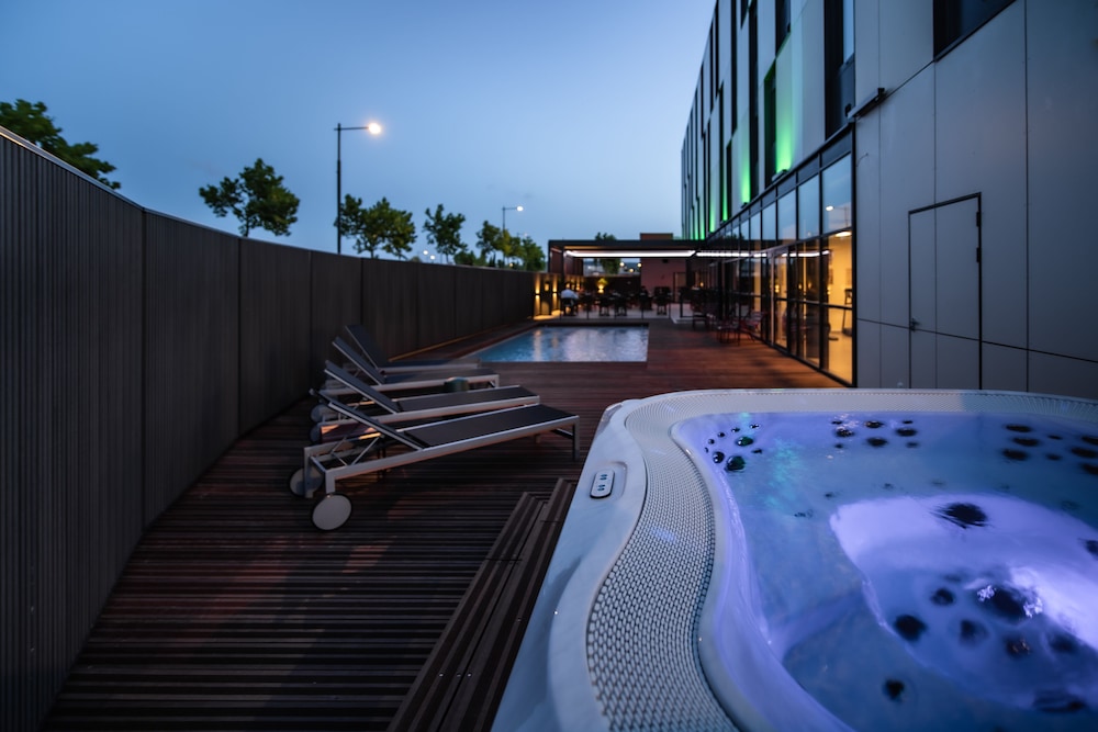 ibis Styles Castelnaudary 22/46