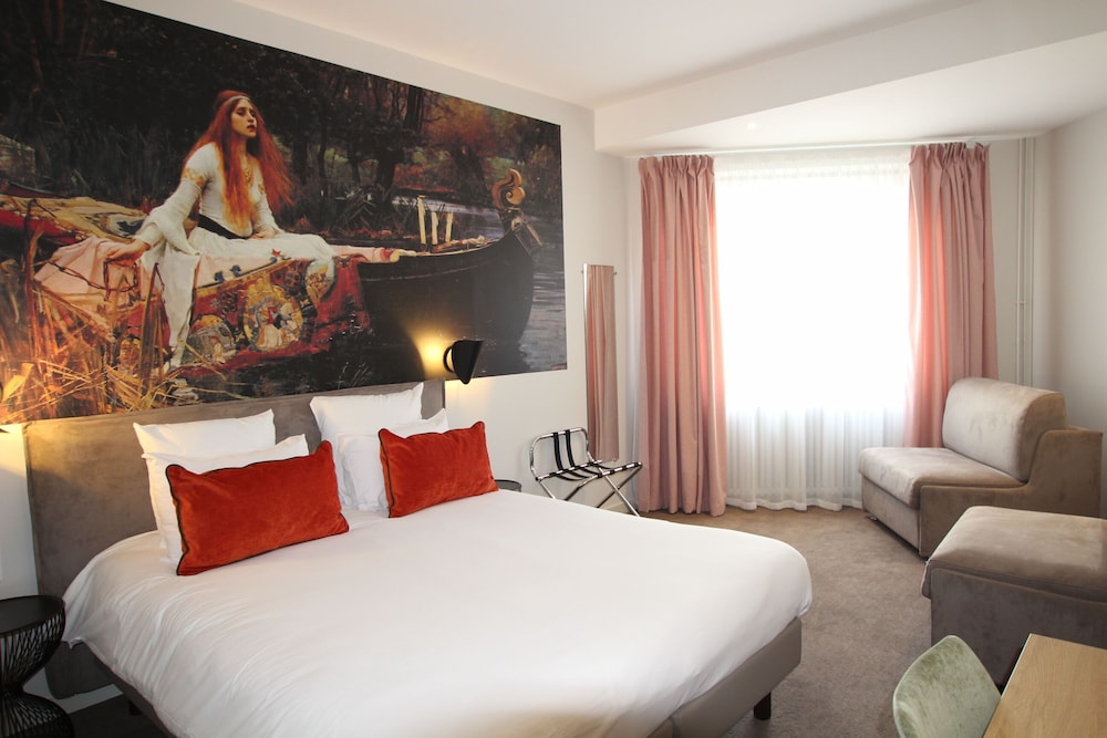 P Tit Dej Hotel Millau La Capelle 5/33