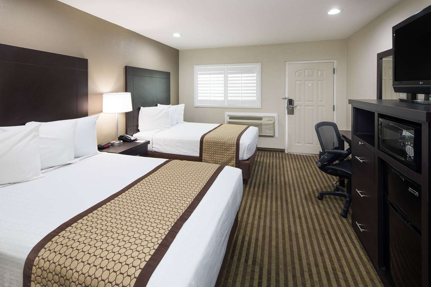 Days Inn By Wyndham El Centro 19/38