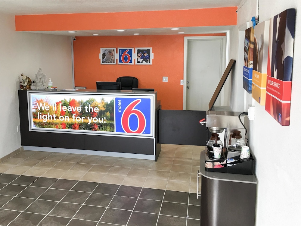 Motel6 Connellys Springs, NC 8/40