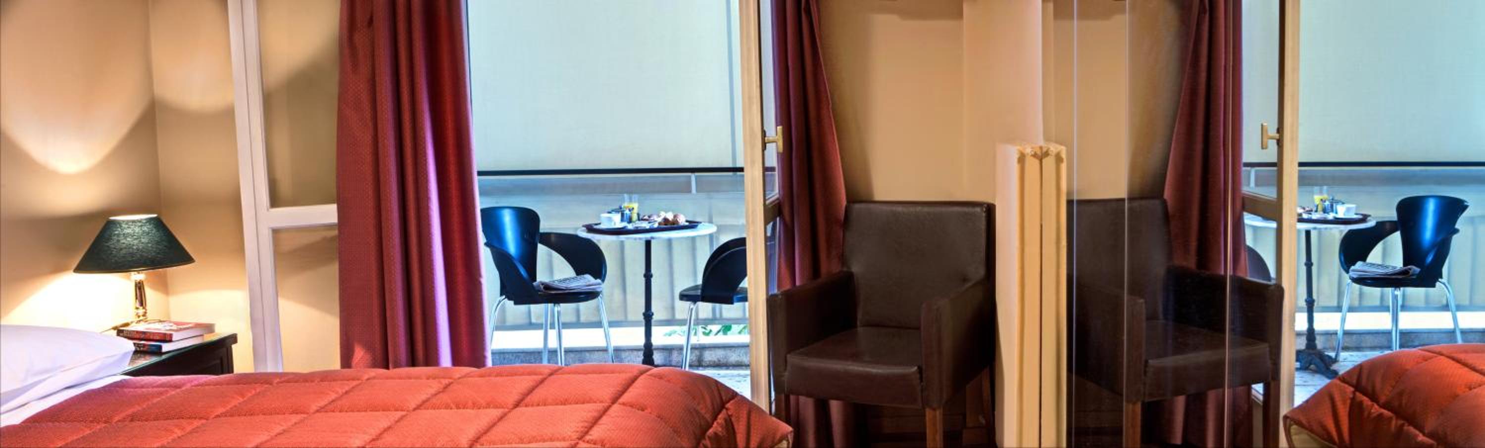 ROOM, TRIPLE
