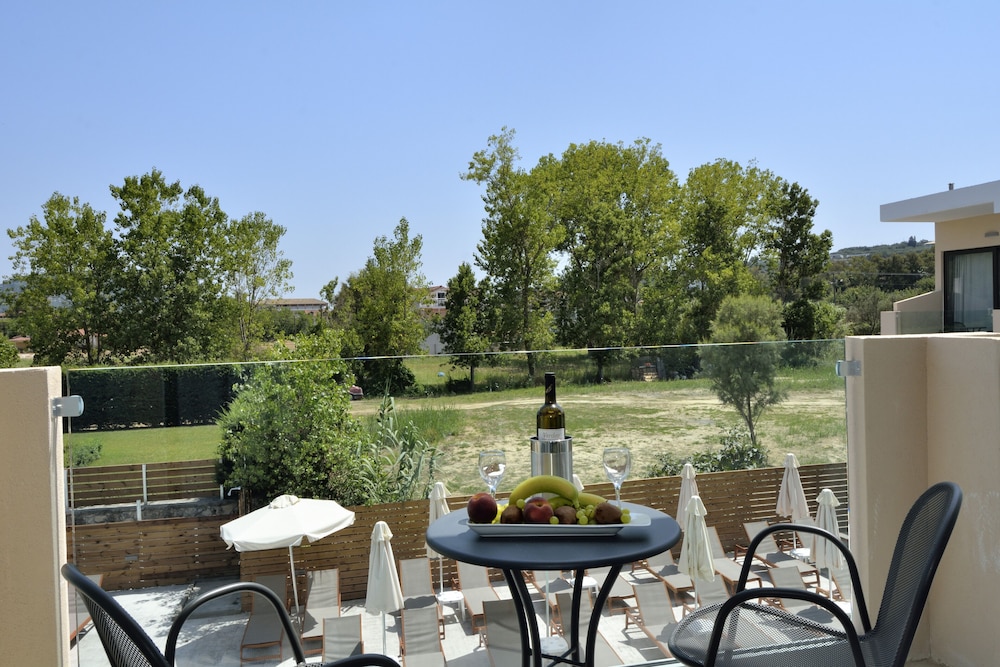 Selyria Resort 40/45