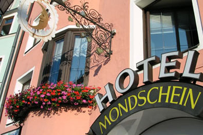 Hotel Mondschein 2/33