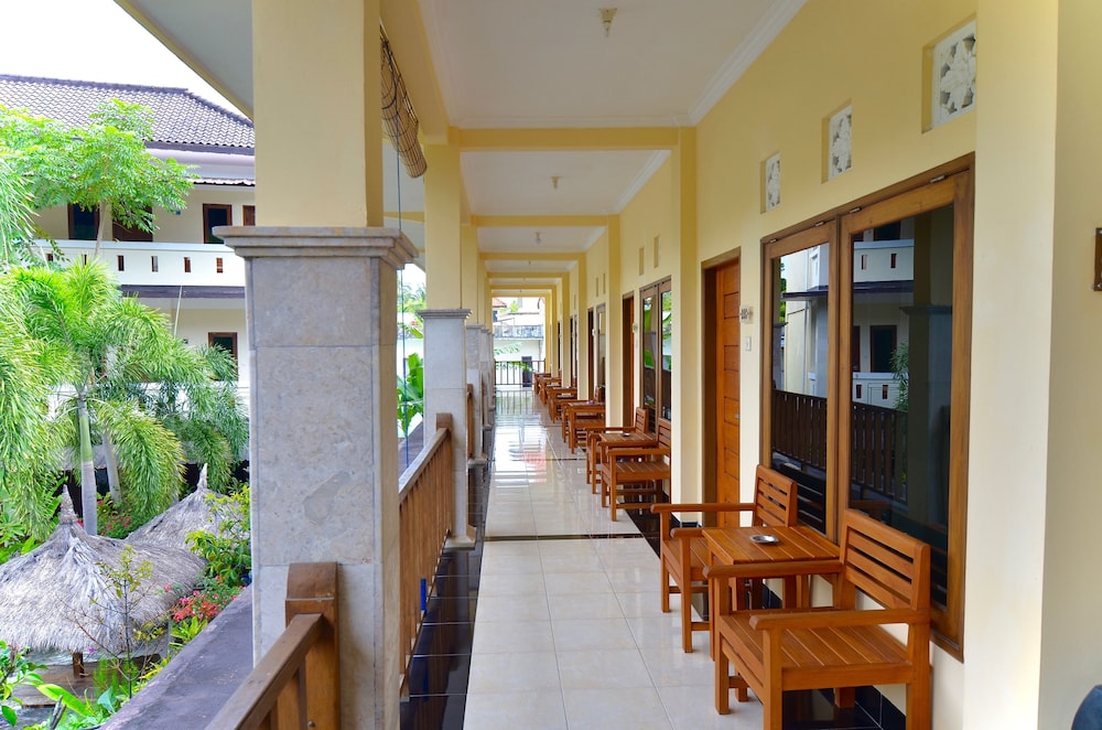 CENTRAL INN 20/25
