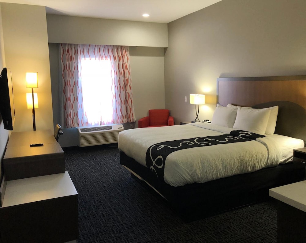 Hotel Glenpool 7/18