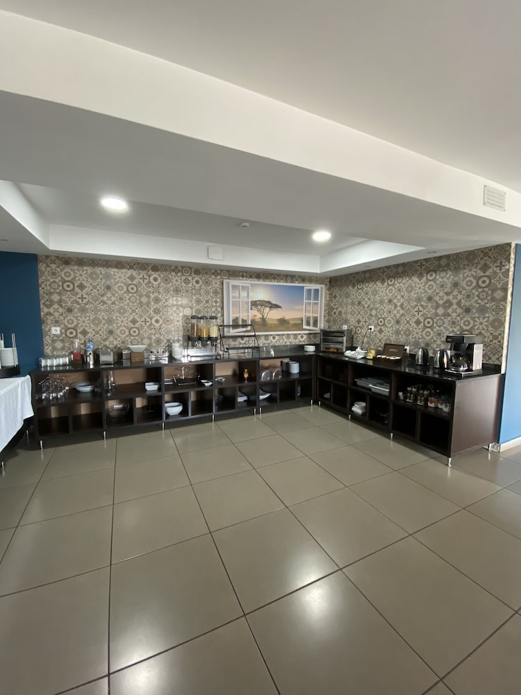 Hotel Africa Maputo Business 17/25