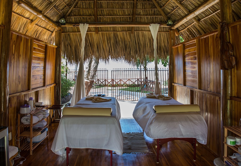 Jacó Laguna Resort and Beach Club 33/68