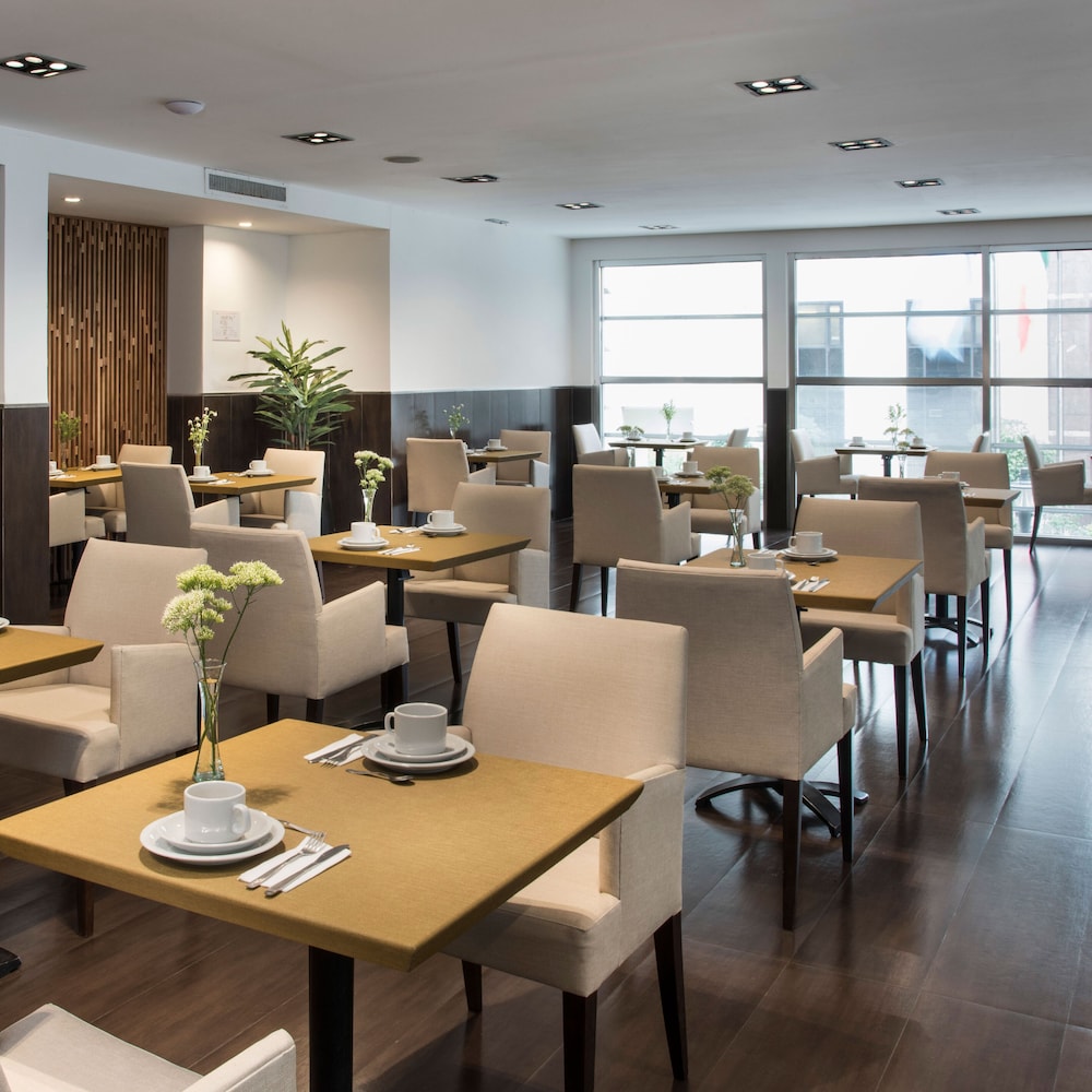 HTL City Baires (ex:Dazzler San Telmo) 37/50