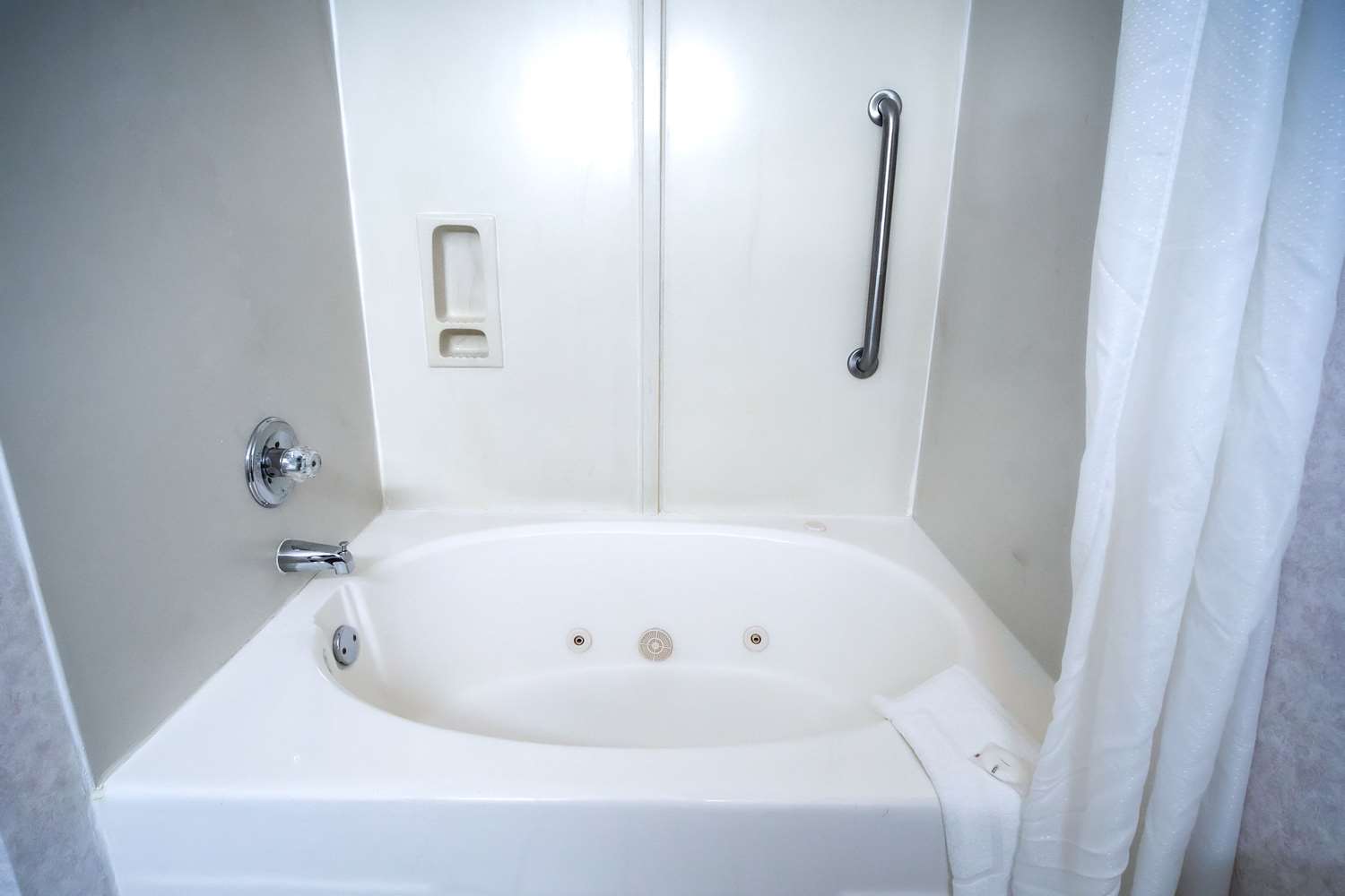 Quality Inn Moore Oklahoma City 48/49