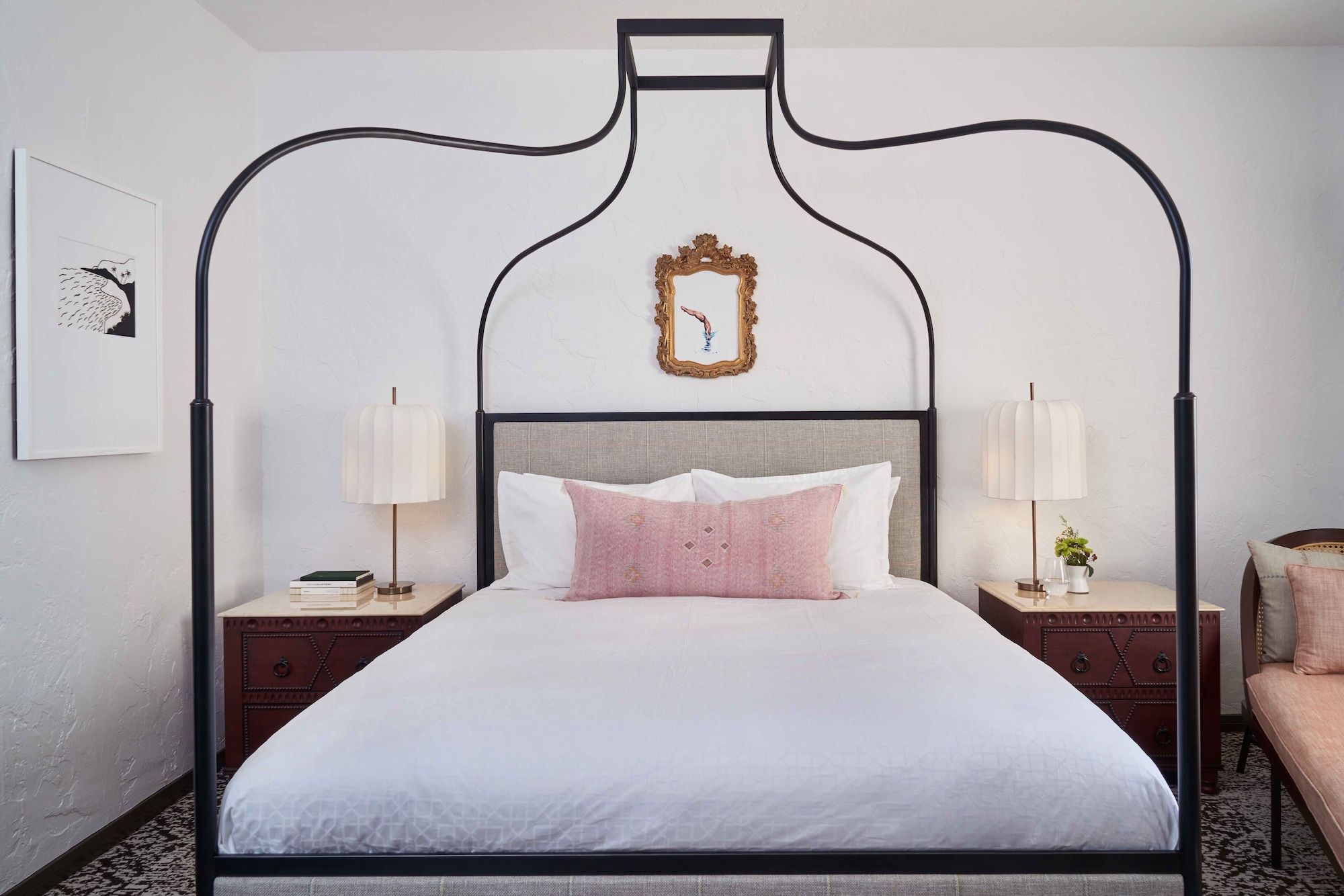 STANDARD, KING BED