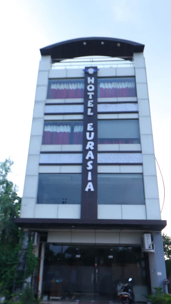 Hotel Eurasia Mohali Airport 1/18