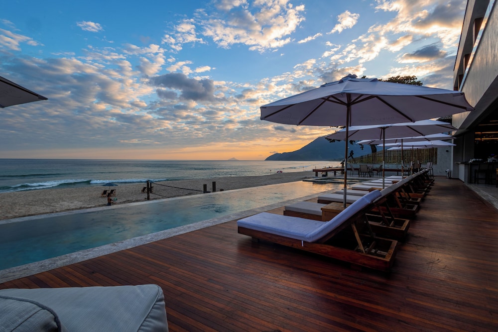Duke Beach Hotel Maresias 41/48