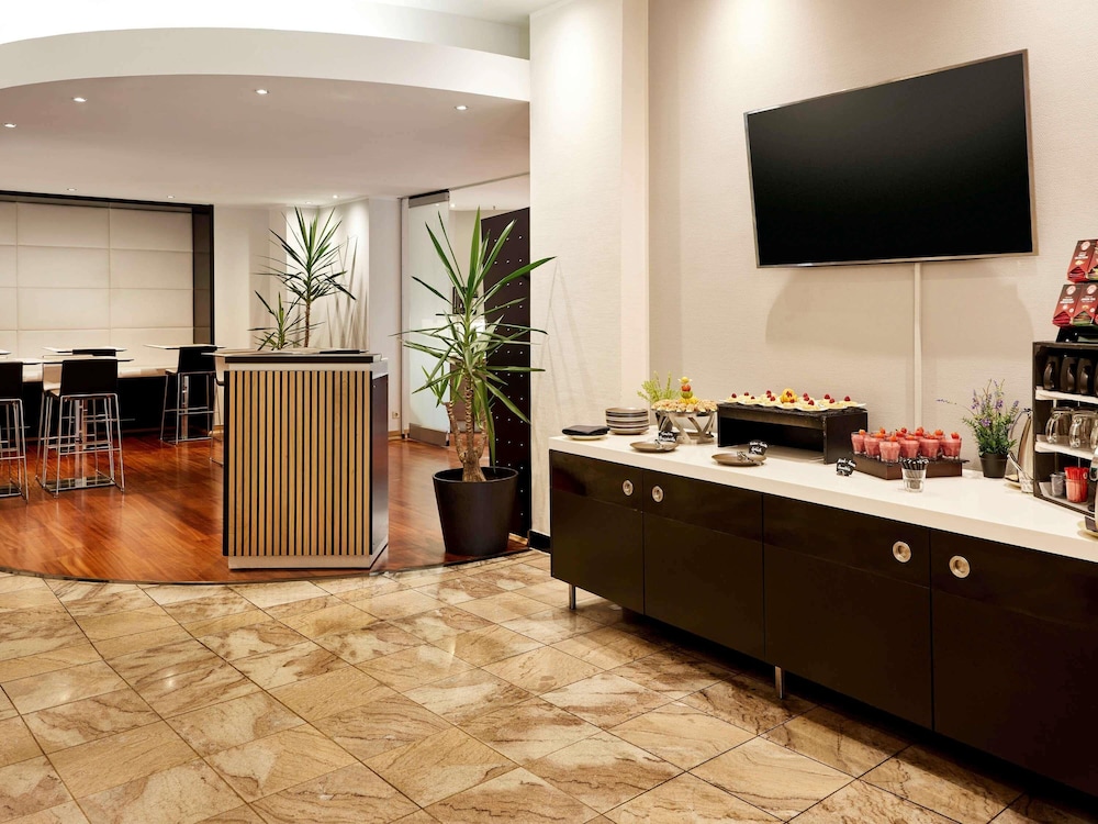 Mercure Hotel Dusseldorf City Center 8/48