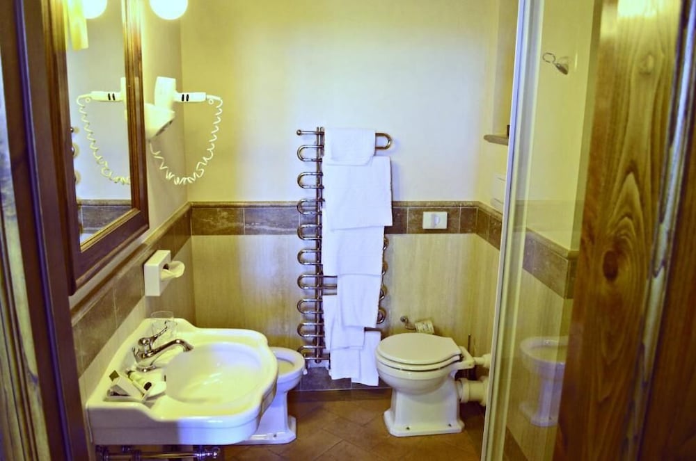LOCANDA POGGIOLEONE 31/71