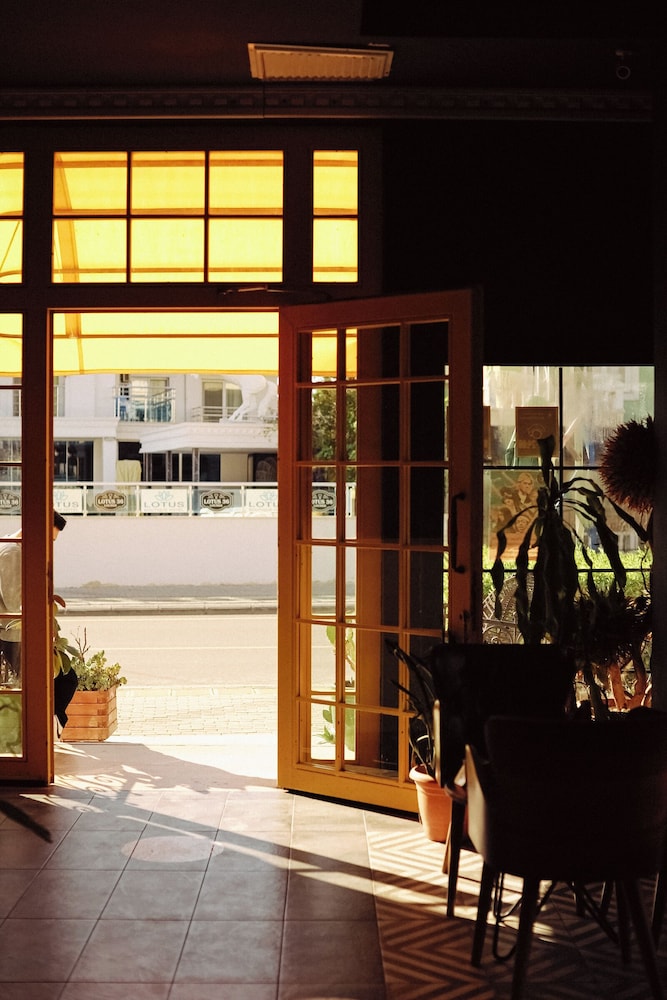 Limon Inn Hotel 7/60
