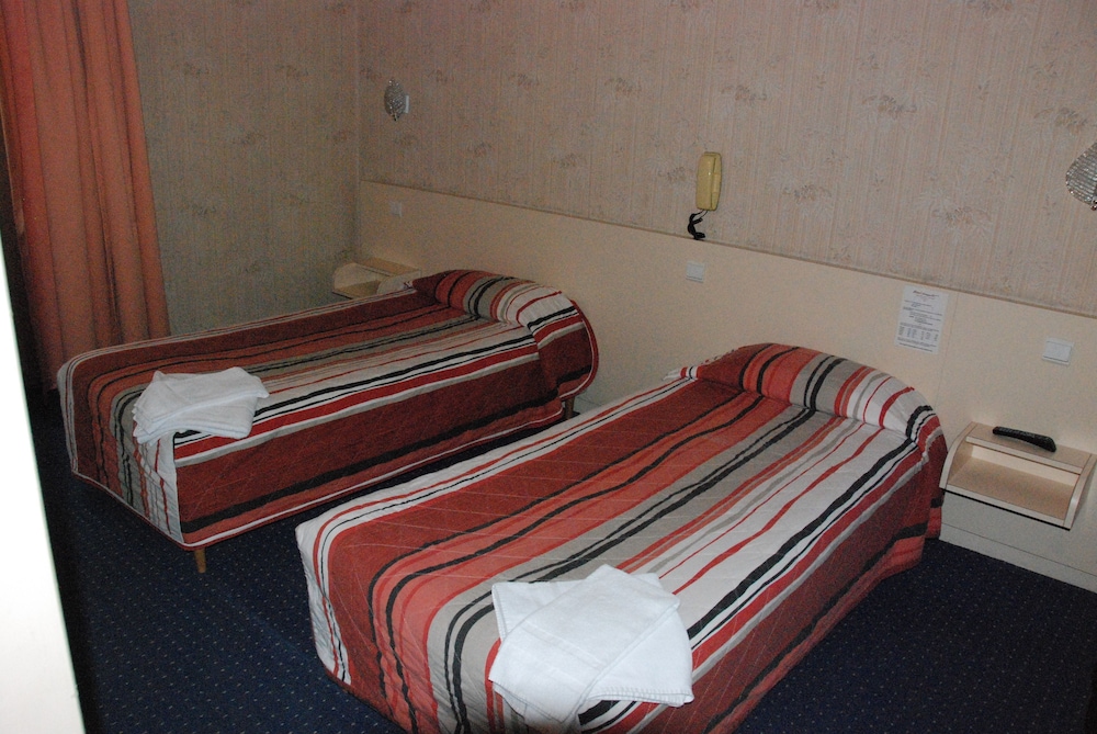 Hotel Acropolis 9/66