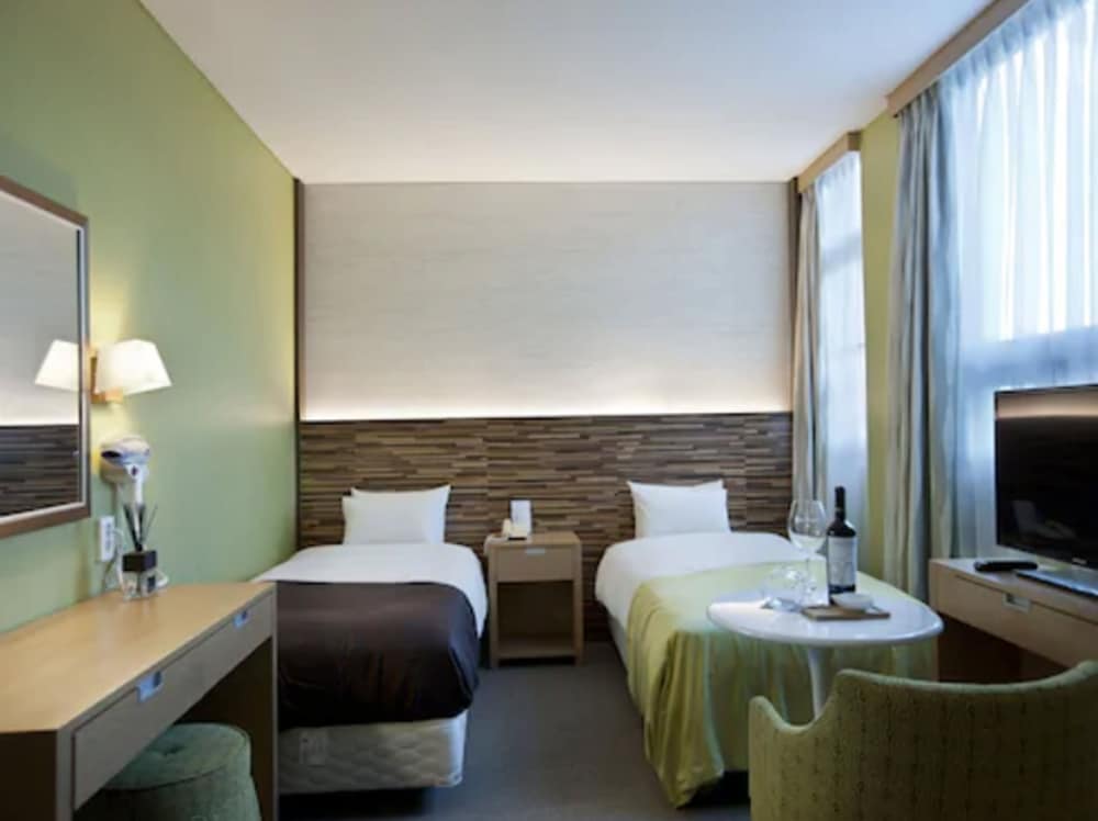 Central Tourist Hotel 12/41