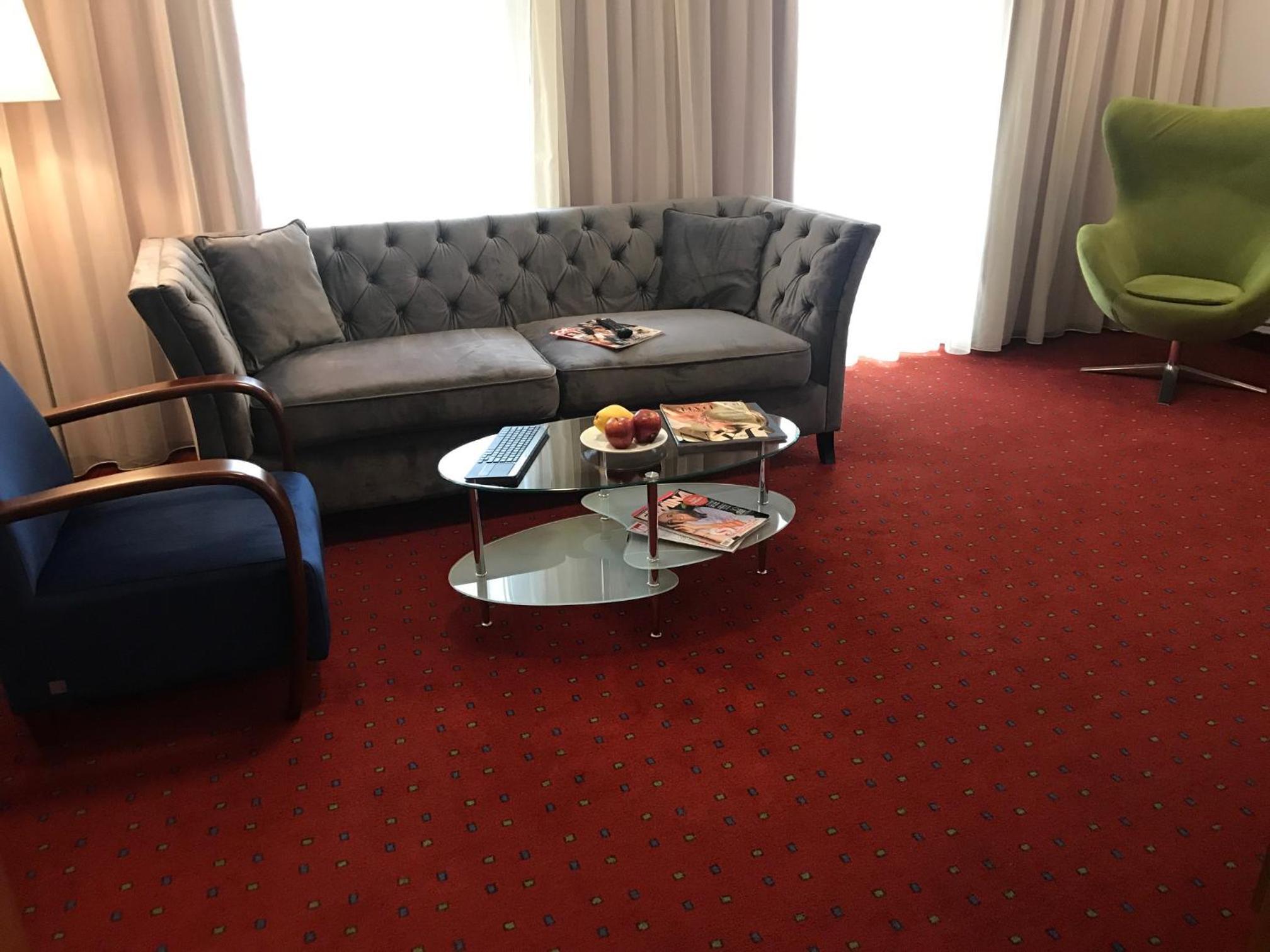 ART'OTEL 33/55