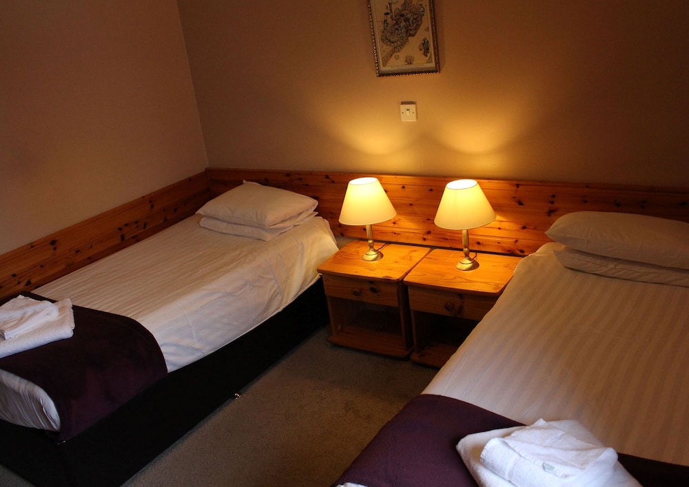 Smithton Hotel 11/70