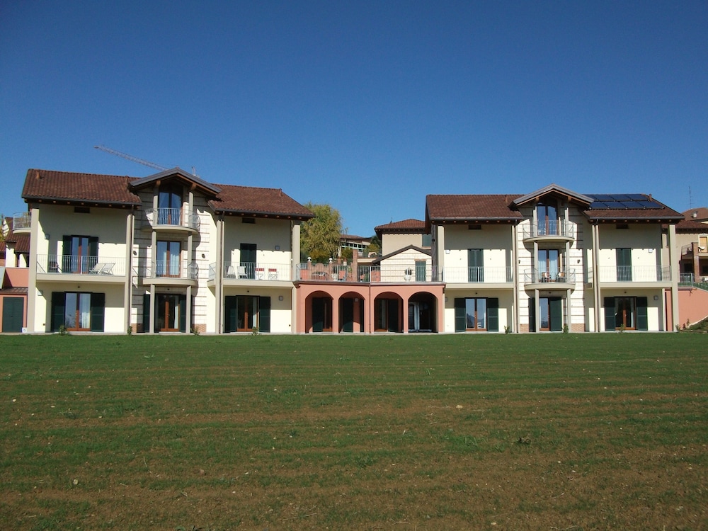 Ariotto Village 48/51