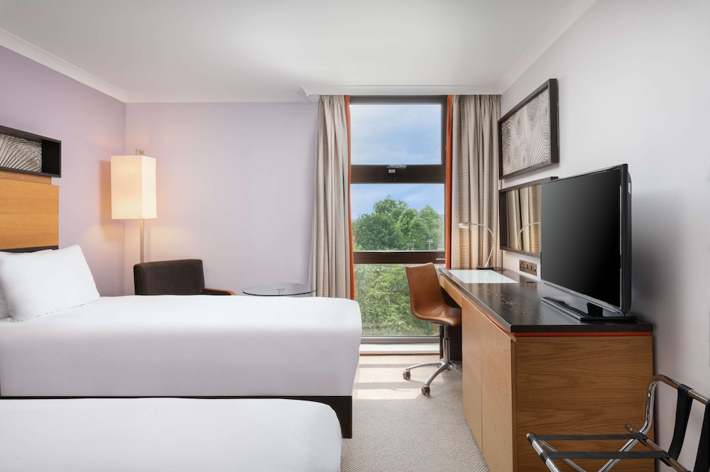 Hilton London Kensington 29/80