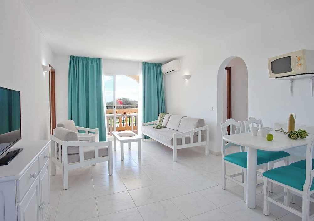 Apartamentos Sol Romantica by DOT Suites 31/57