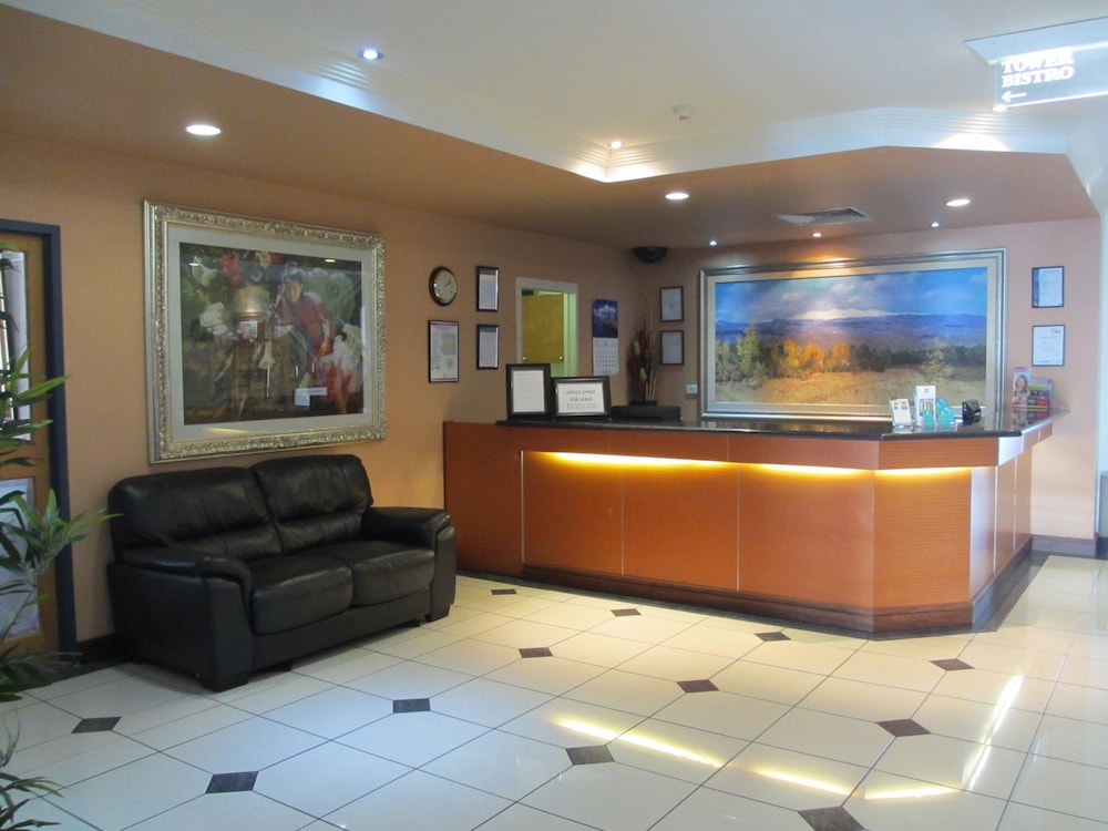 Springwood Tower Apartment Hotel 11/63