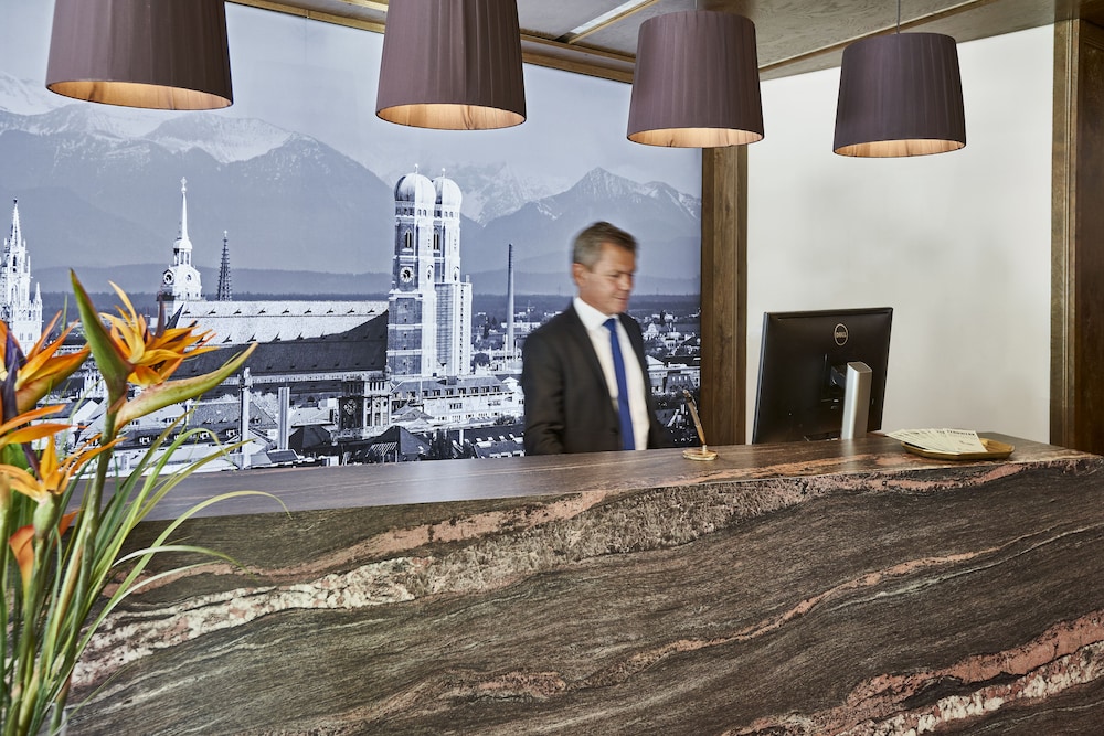 Hotel Kraft Munchen 4/29
