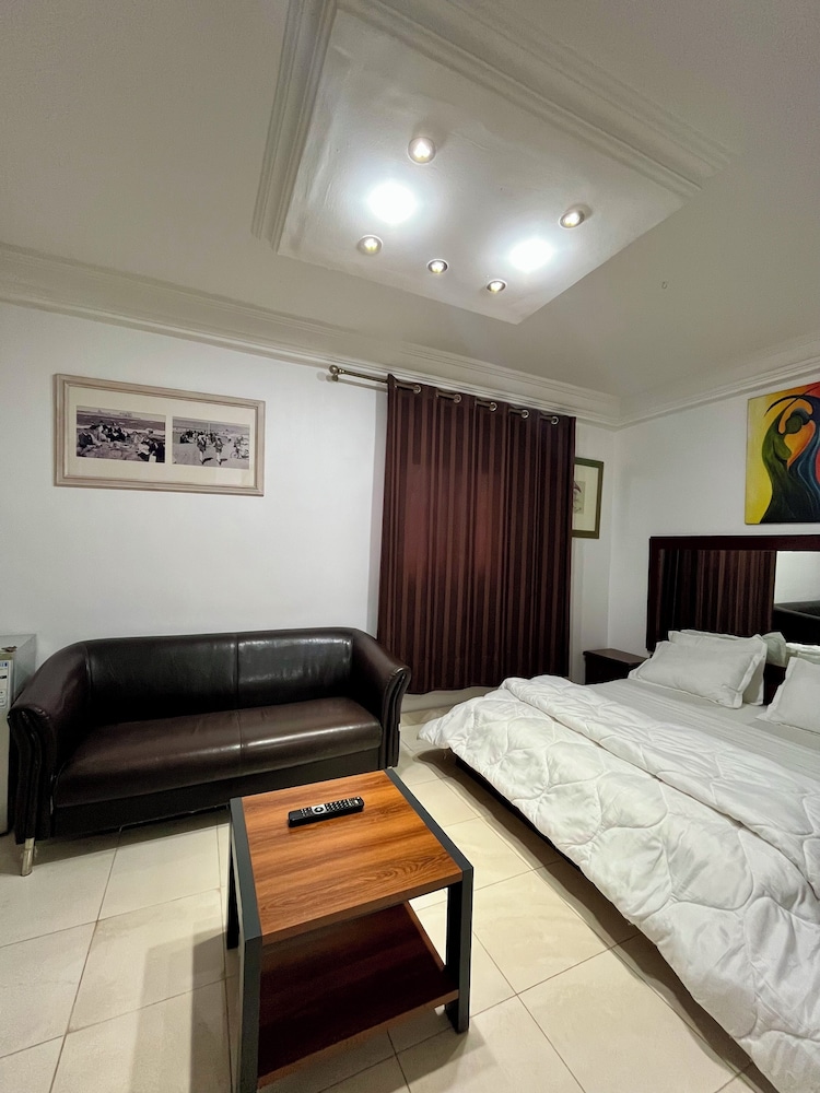 Hotel Les Mamelles 27/49