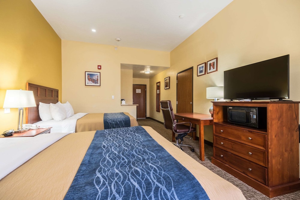 Comfort Inn & Suites Cedar City South, UT 13/36