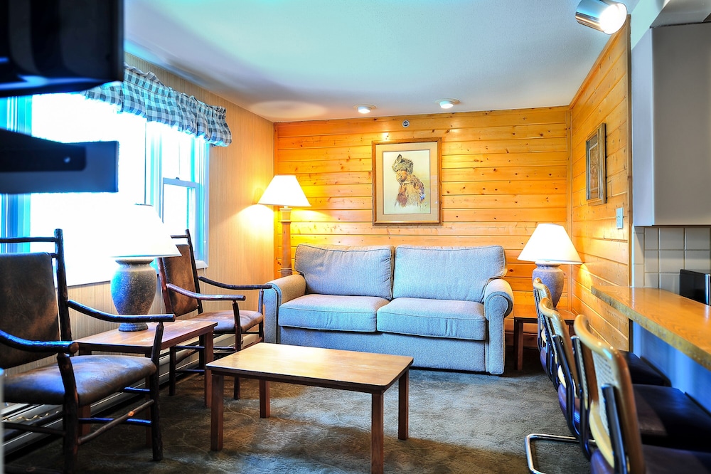 The Historic Crags Lodge 17/33
