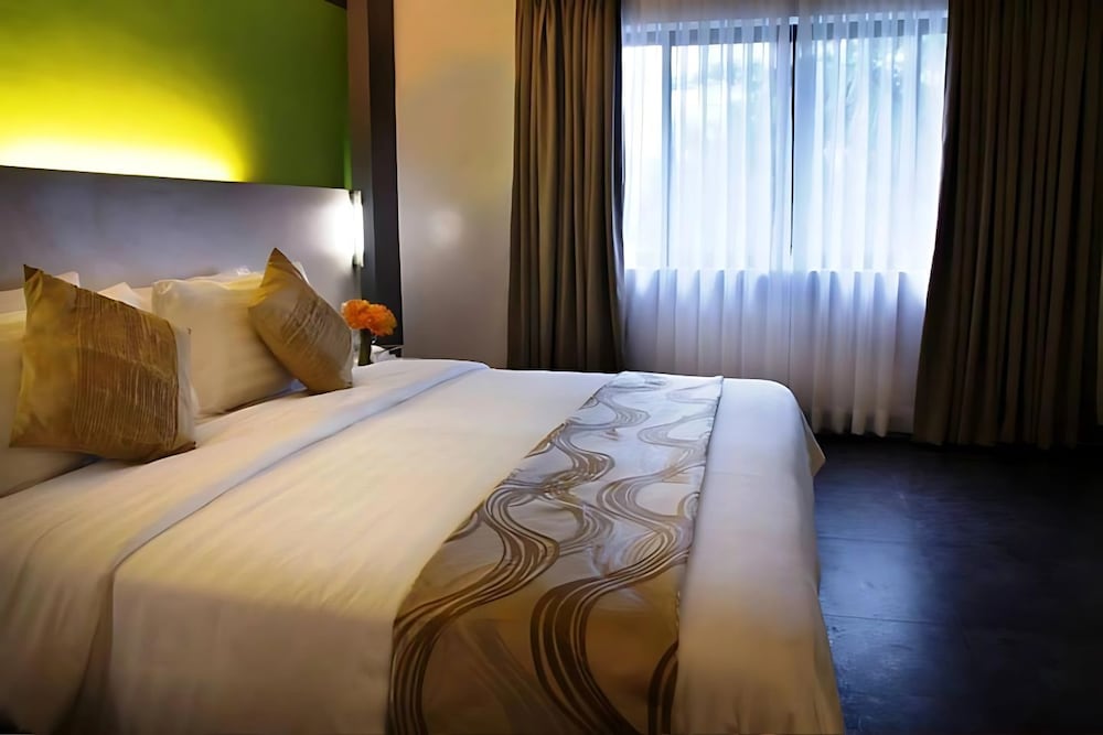Pillows Hotel 34/63