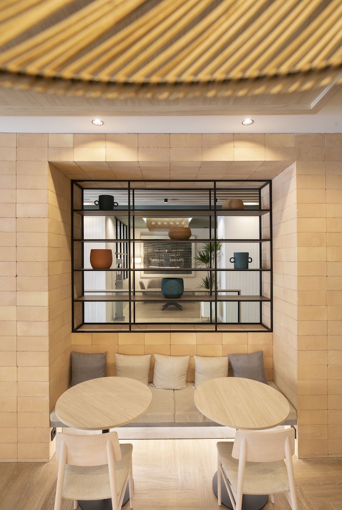 Grupotel Gravina 42/64