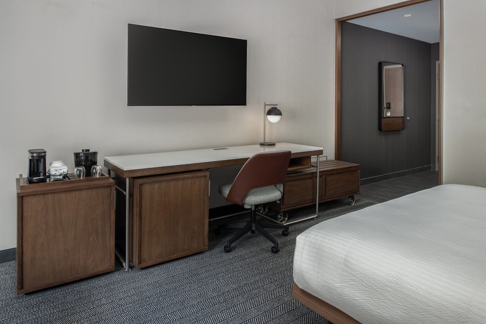 Courtyard by Marriott Olympia 28/32