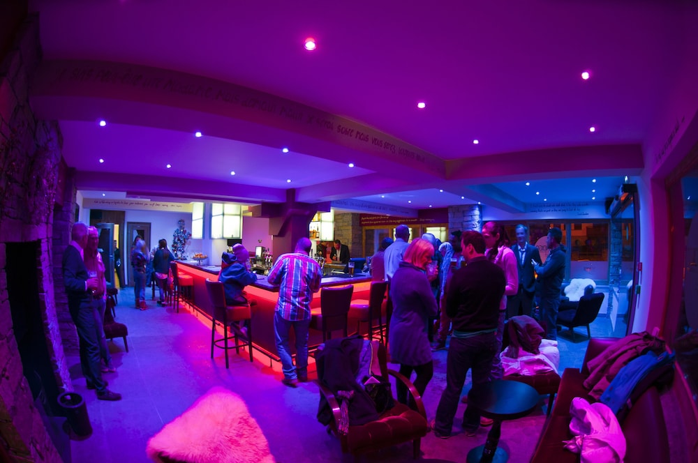 Chamois D'or Hotel & Spa 45/48