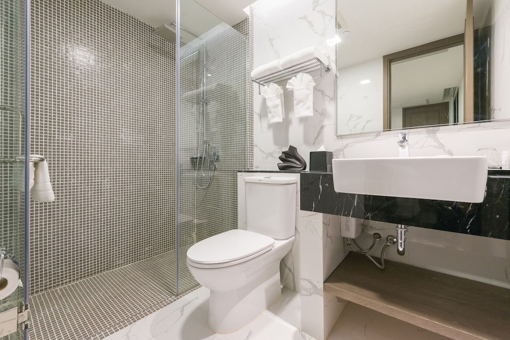 MAVEN BANGKOK HOTEL 23/31