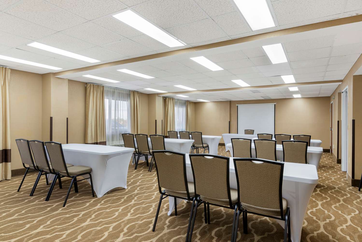Comfort Inn And Suites Robins Afb 27/32