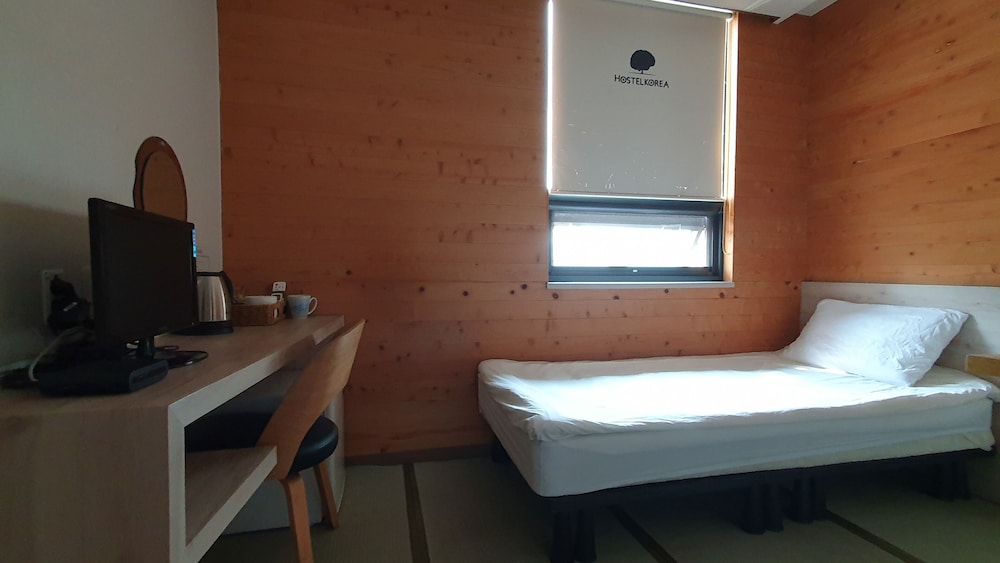 Hostel Korea 11th Changdeokgung 42/43
