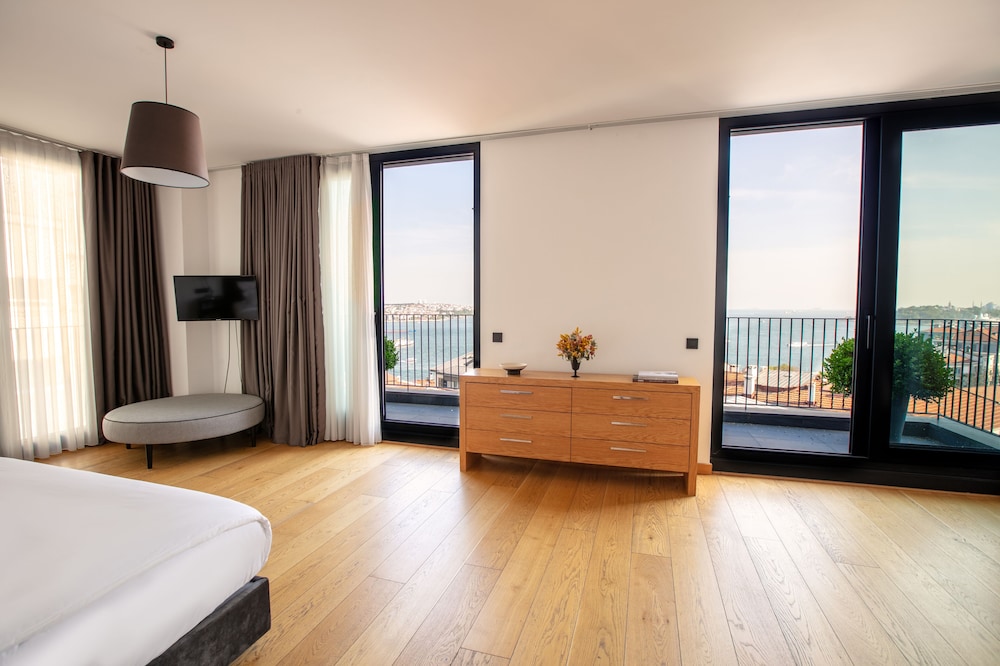 Ando Living Taksim Gumussuyu Townhouse 32/62