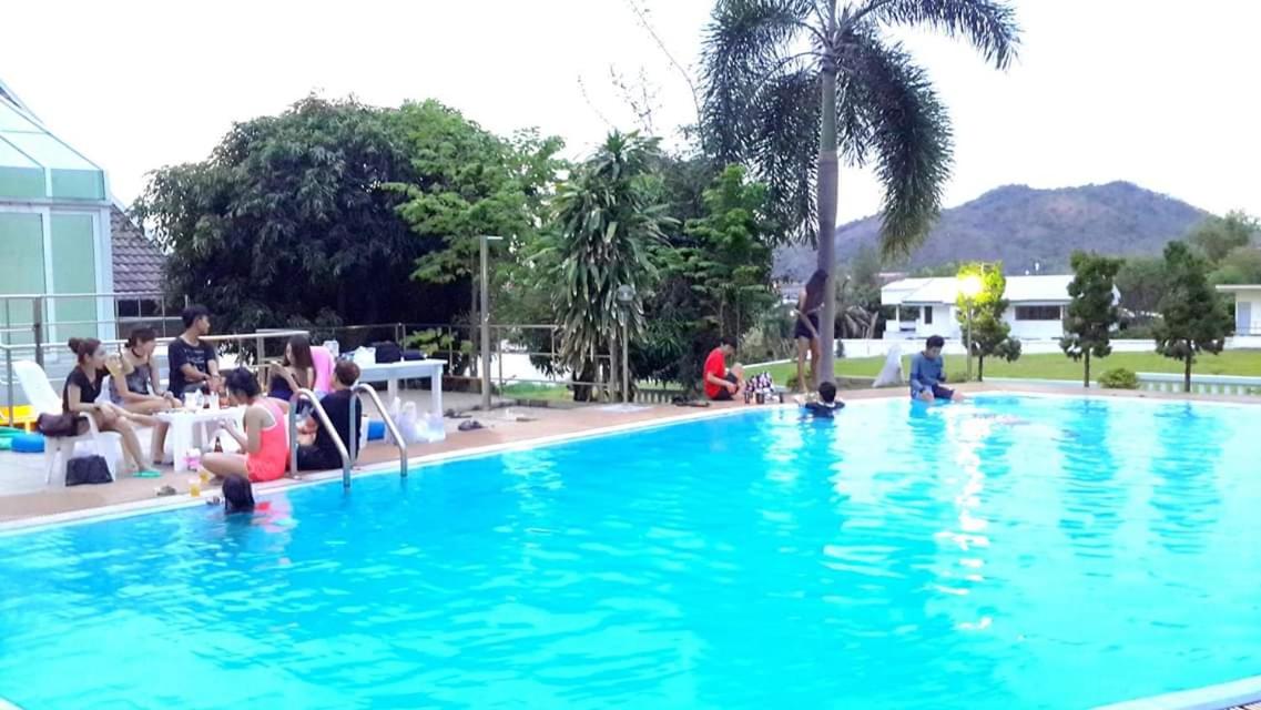 Chateau Vista Serviced Apartment 74/88