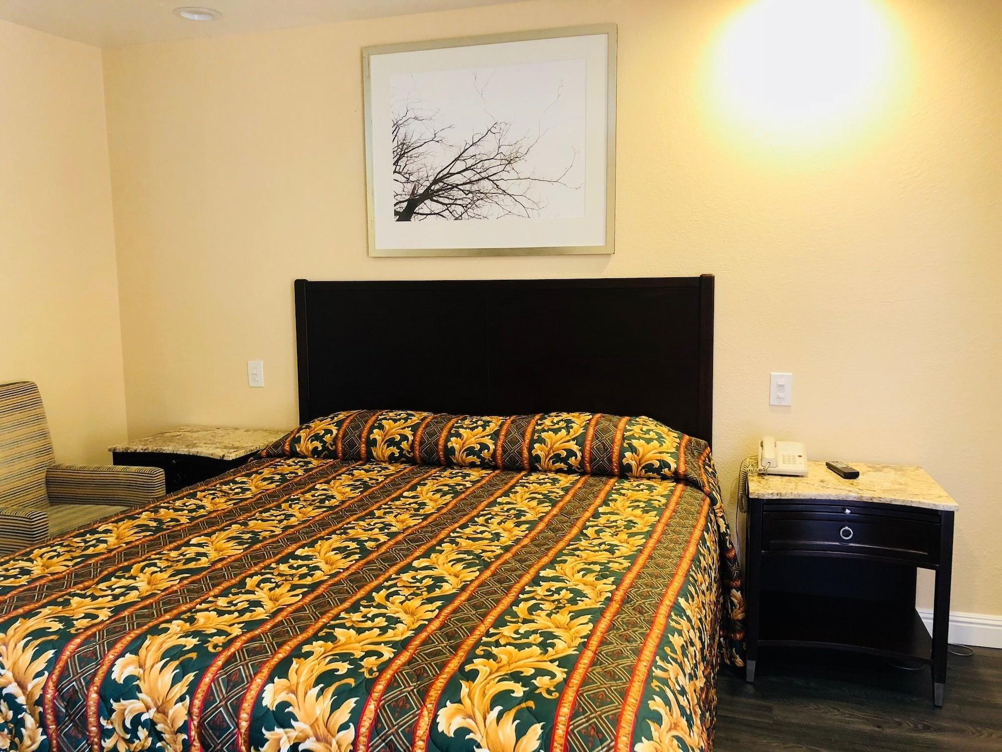 Bayshore Inn 10/15