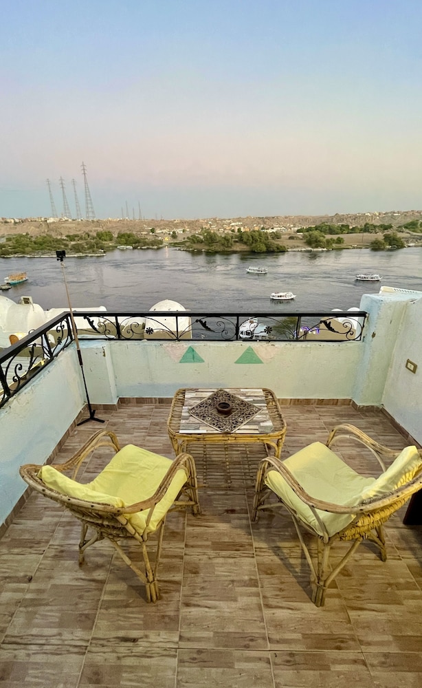 Nubian Palace 46/50