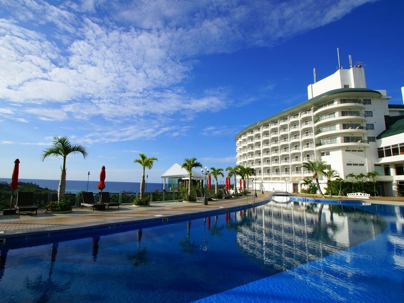 ROOM, KING BED, OCEAN TOWER