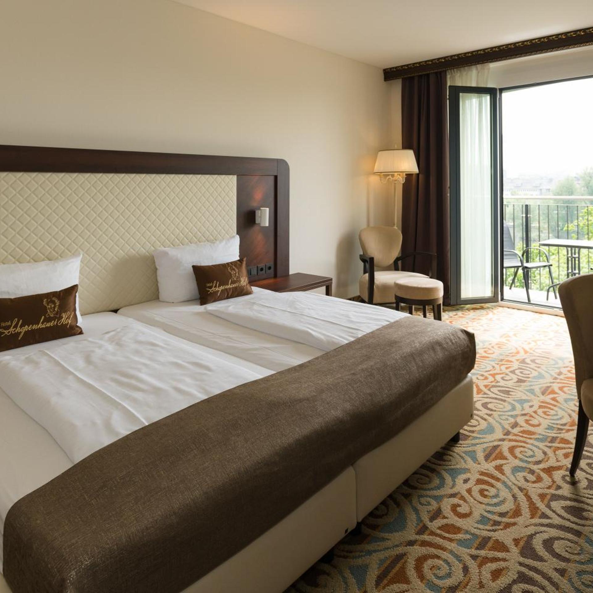 Deluxe, Double or Twin Bed, River View