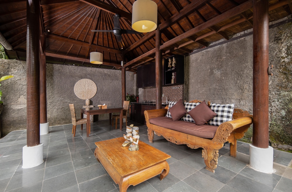 Ubud Raya Villa 3/50