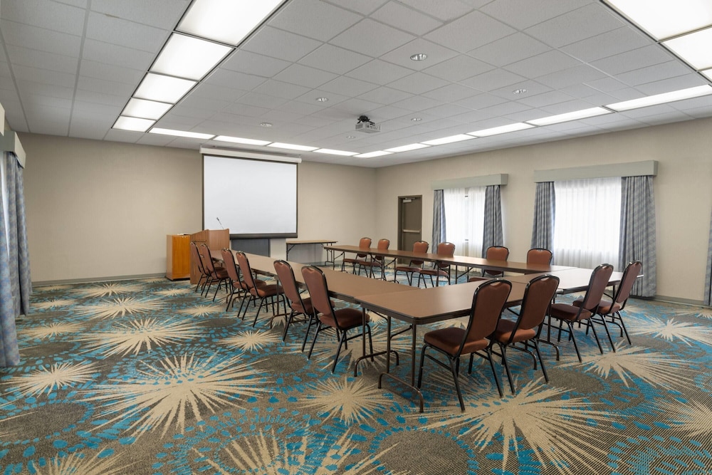 Days Inn by Wyndham Coffeyville 54/63