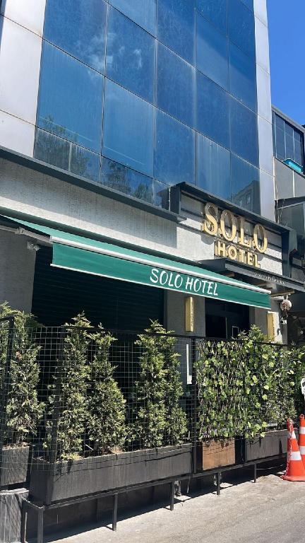 SOLO HOTEL 2/49