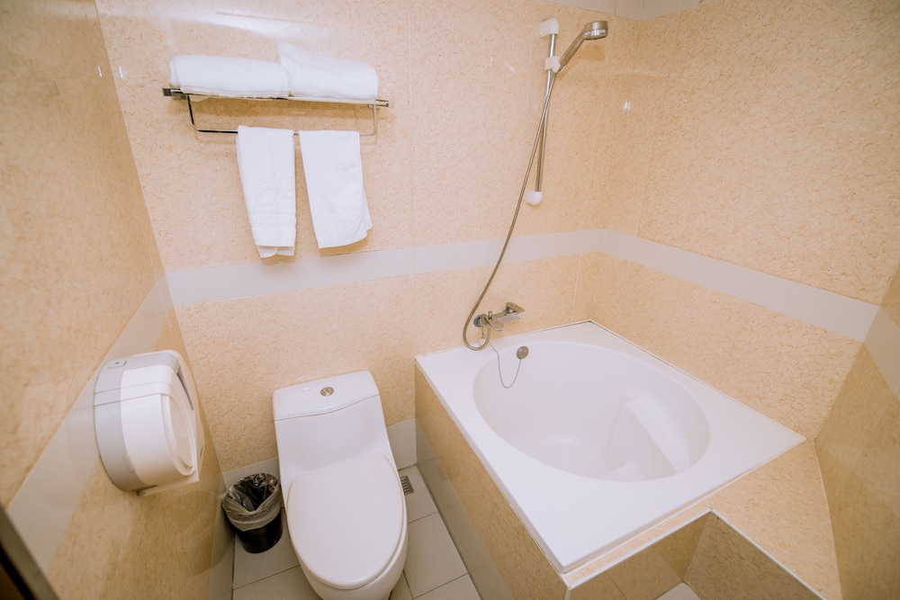 Guide Hotel Taipei Xinyi 63/71